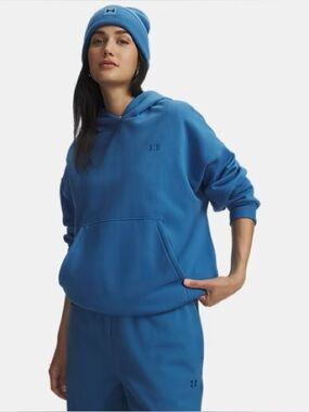 Under Armour Women's Blue  Hoodie